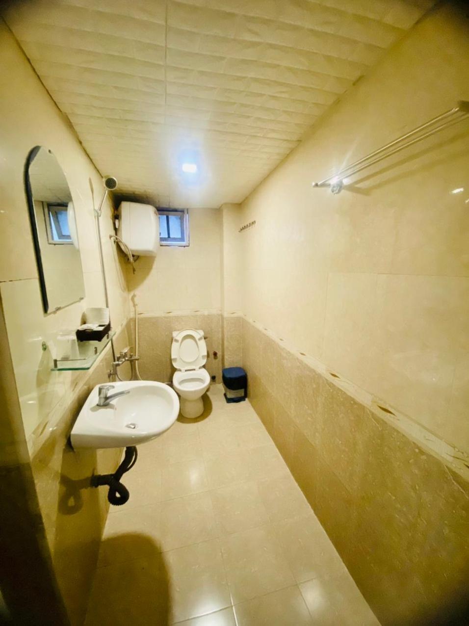 Oyo 1196 Le Vu Hotel ดาลัด ภายนอก รูปภาพ