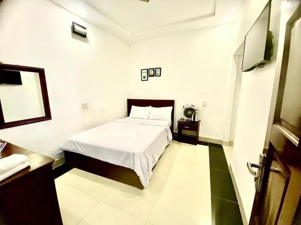 Oyo 1196 Le Vu Hotel ดาลัด ภายนอก รูปภาพ