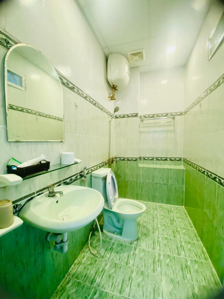 Oyo 1196 Le Vu Hotel ดาลัด ภายนอก รูปภาพ
