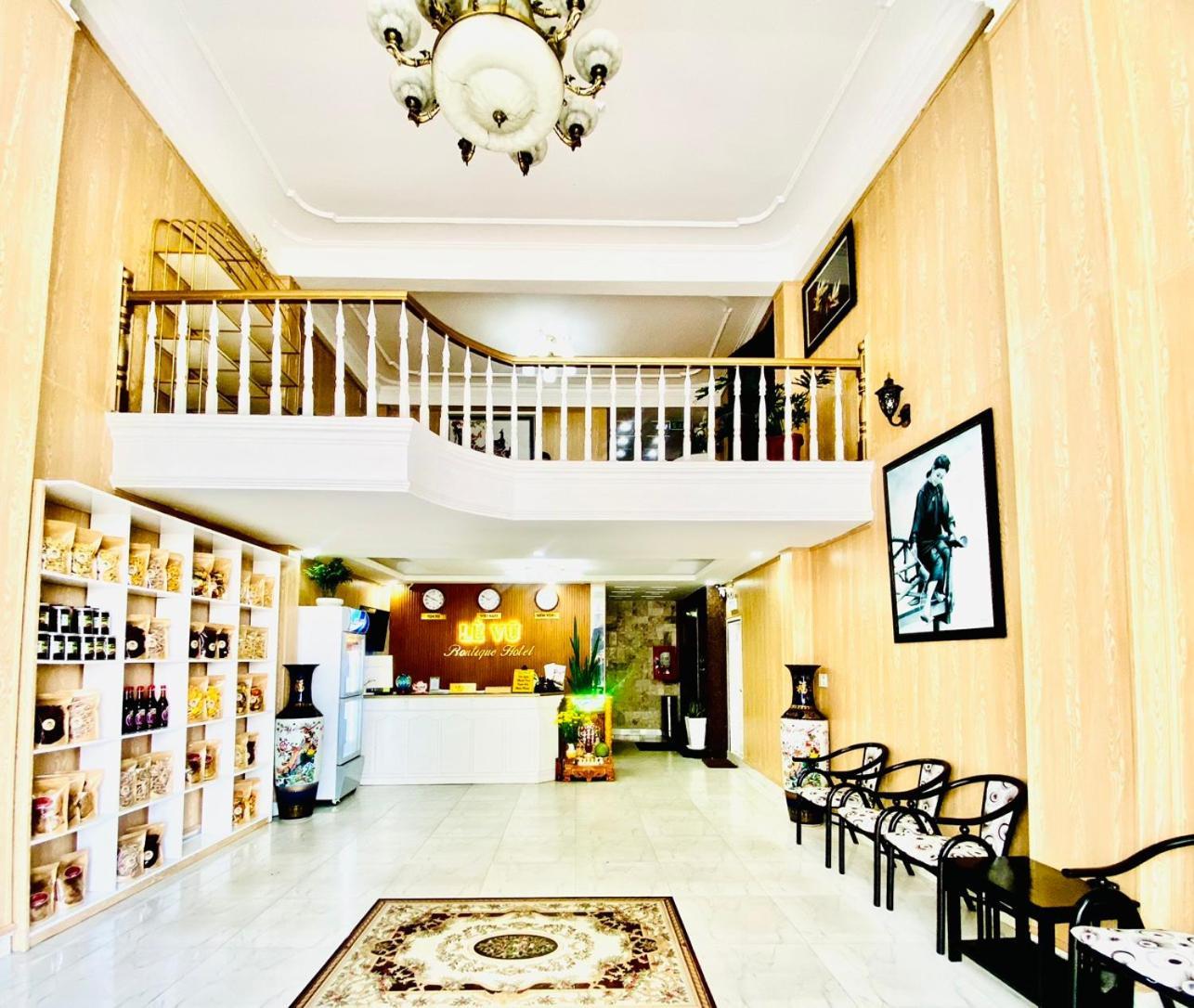 Oyo 1196 Le Vu Hotel ดาลัด ภายนอก รูปภาพ