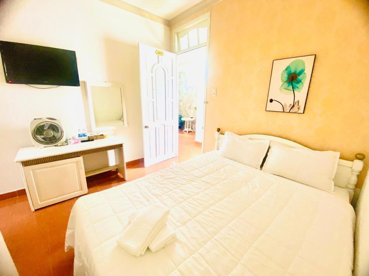 Oyo 1196 Le Vu Hotel ดาลัด ภายนอก รูปภาพ